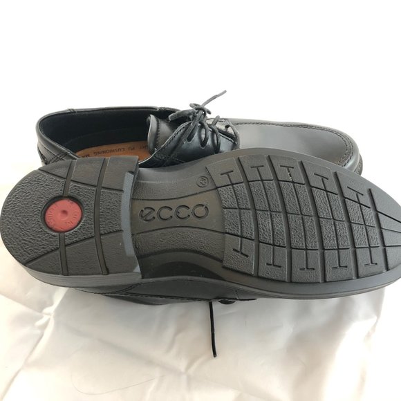 Oxfords_&_Derbys